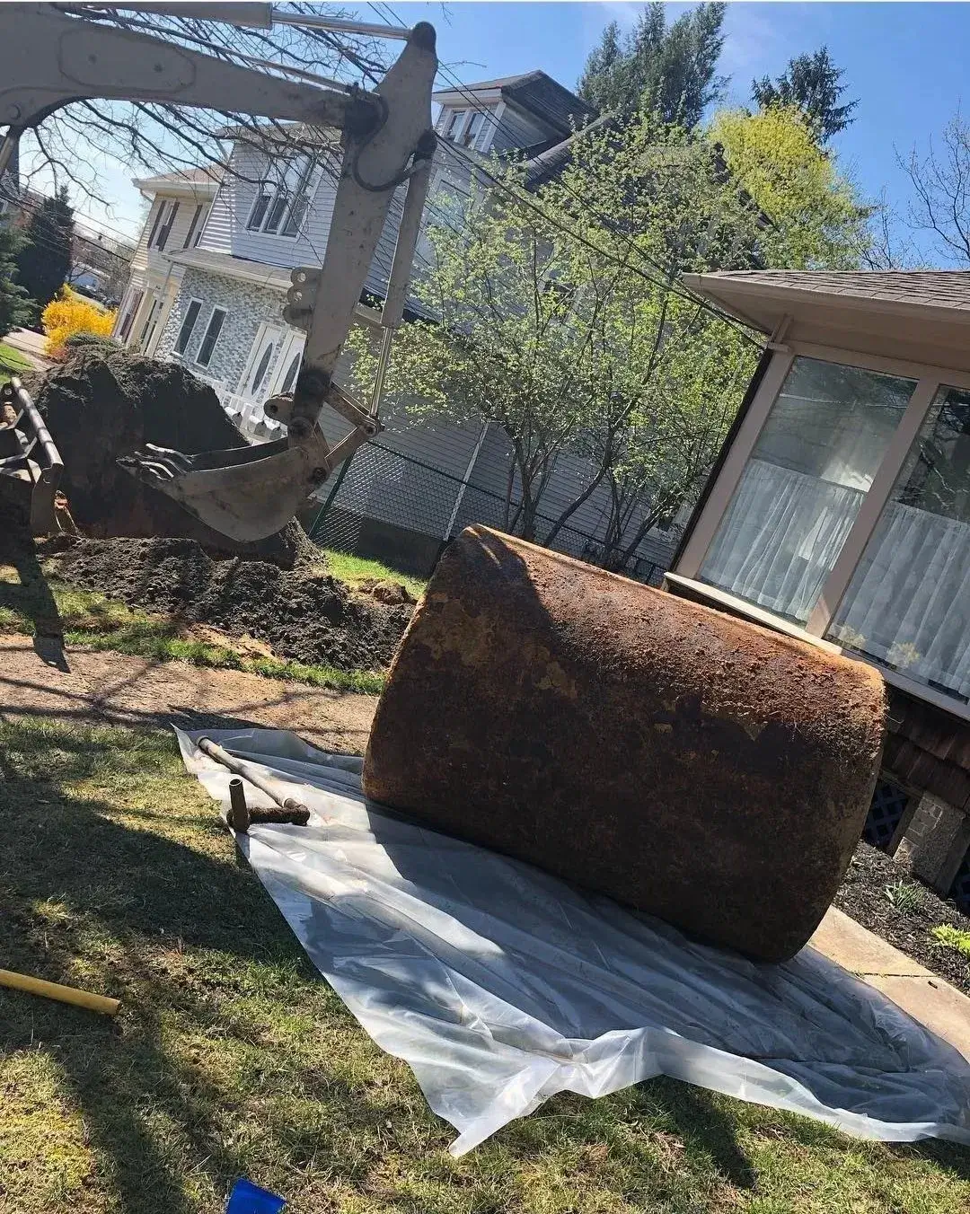 underground-oil-tank-removal-indianapolis oil tank removed from underground